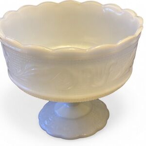 Vintage Westmoreland Milk Glass Footed Bowl